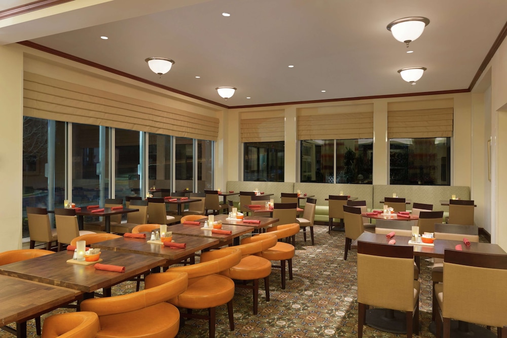 hilton garden inn fairfax
