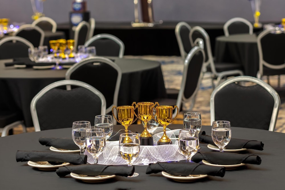 hilton garden inn hutchinson