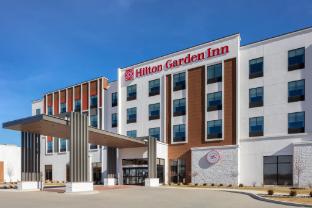 hilton garden inn hutchinson