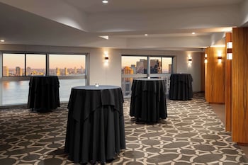 millennium hilton new york one un plaza