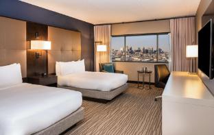 doubletree by hilton hotel newark airport