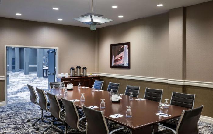 doubletree by hilton hotel newark airport