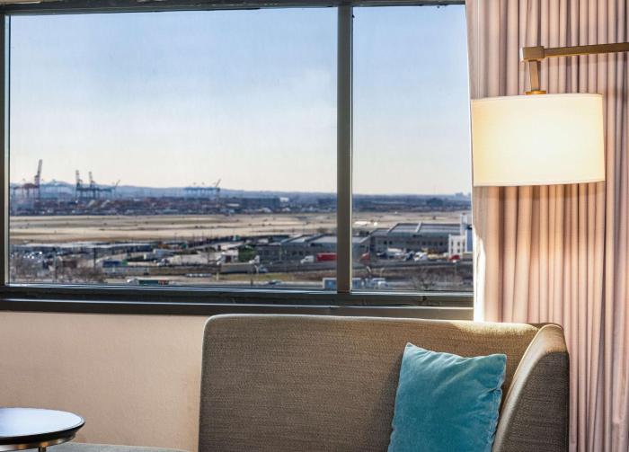 doubletree by hilton hotel newark airport