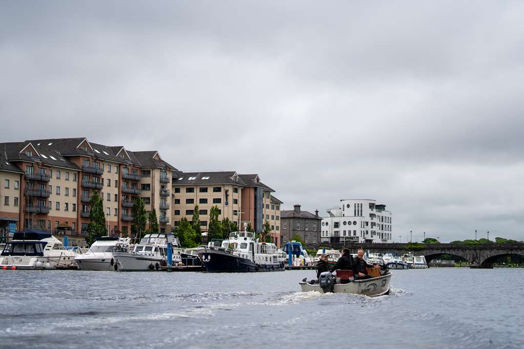 radisson blu hotel athlone