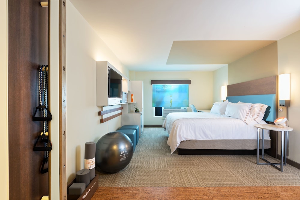 even hotel norwalk by ihg