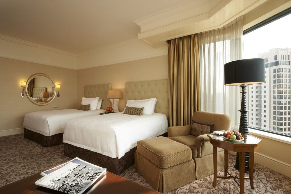 four seasons hotel singapore