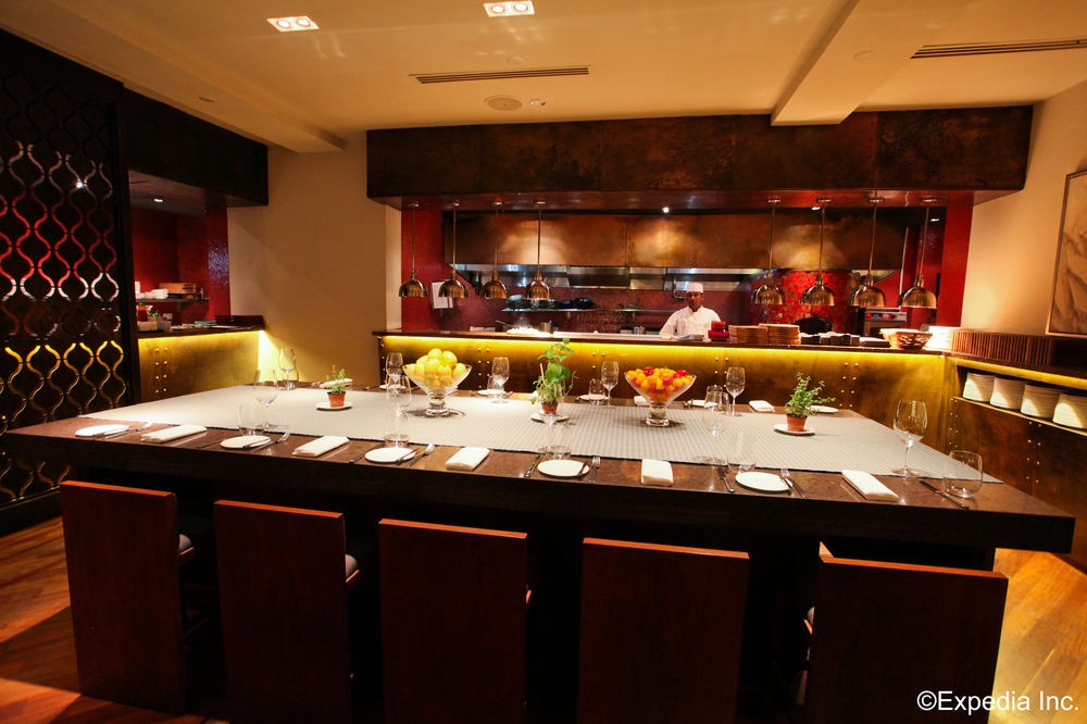 four seasons hotel singapore