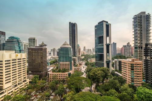 four seasons hotel singapore
