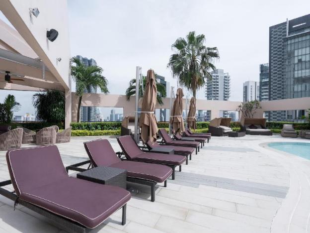 four seasons hotel singapore