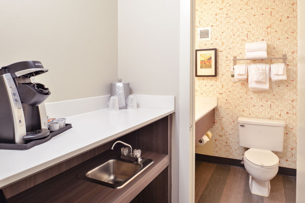 holiday inn auburn finger lakes region by ihg
