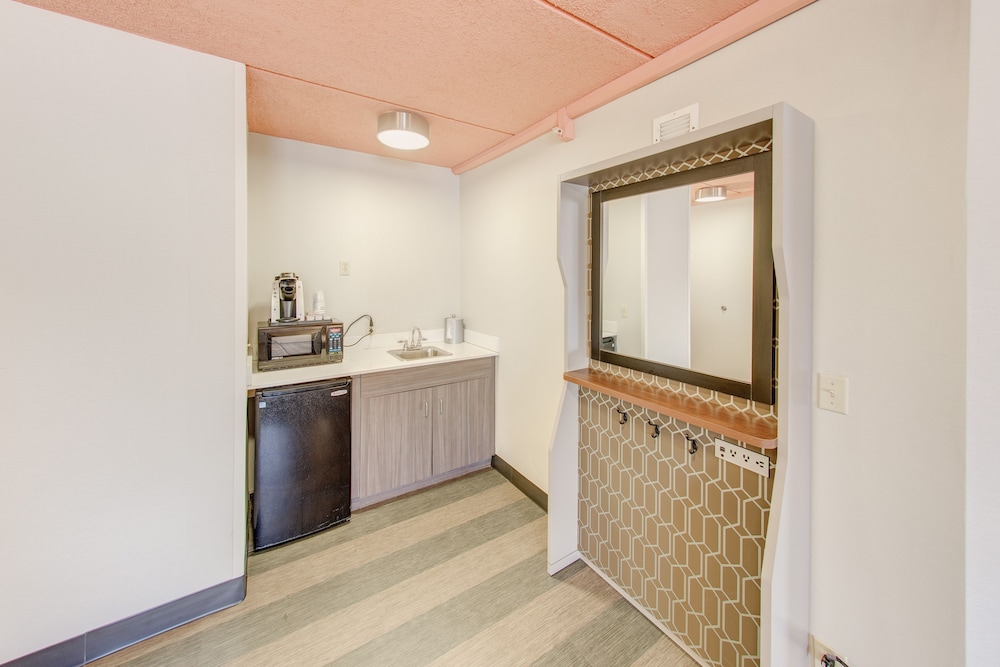holiday inn auburn finger lakes region by ihg