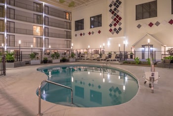 Holiday Inn Auburn-Finger Lakes Region By Ihg,Cayuga>>Auburn,3 star