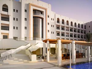 crowne plaza sohar by ihg