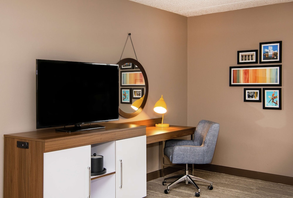hampton inn cleveland solon