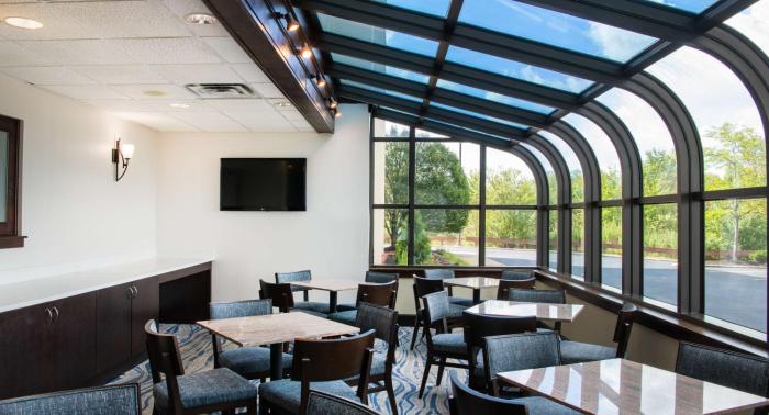hampton inn cleveland solon