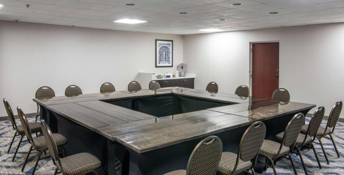 hampton inn cleveland solon