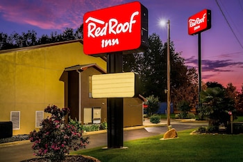 red roof inn spartanburg i 26