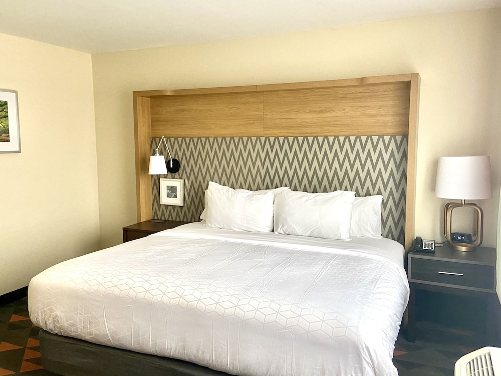 holiday inn spartanburg northwest by ihg