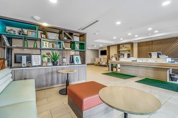 Holiday Inn Spartanburg Northwest By Ihg,Near University Of South Carolina Upstate,3 star