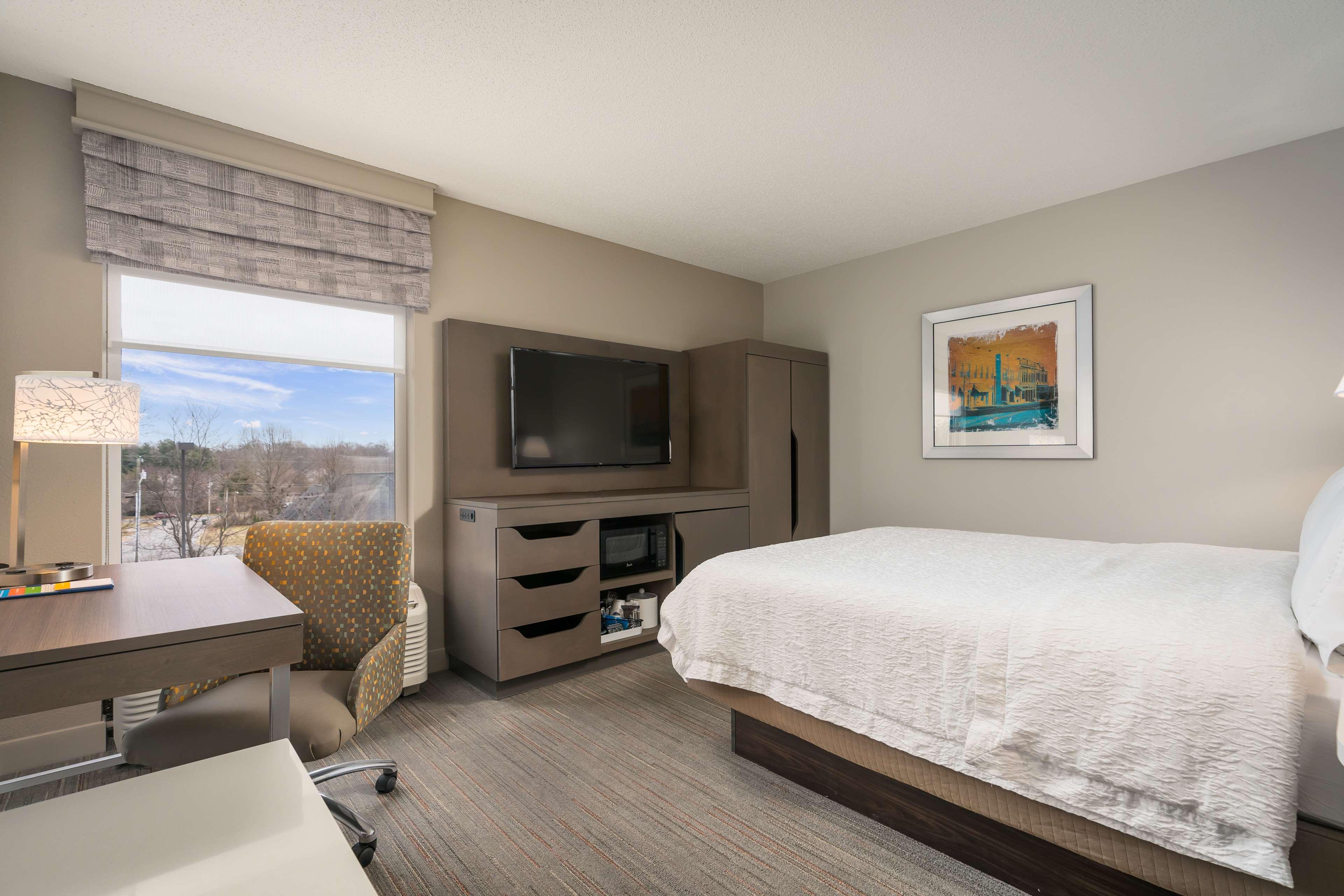 hampton inn by hilton springfield