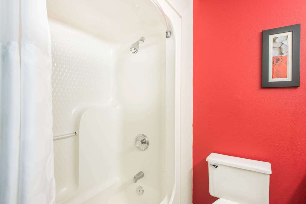 ramada by wyndham springfield north