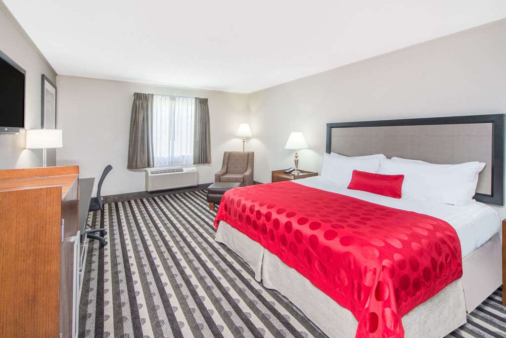 ramada by wyndham springfield north