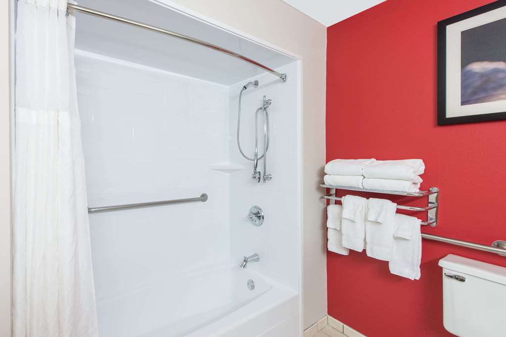 ramada by wyndham springfield north
