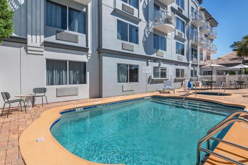 spark by hilton st augustine historic district