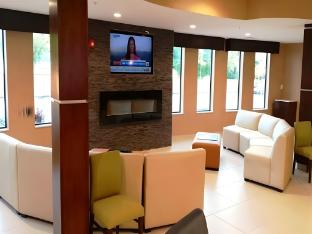 holiday inn express and suites st louis airport by ihg