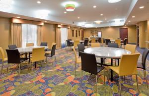holiday inn express and suites st louis airport by ihg