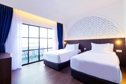 lisbon hotel limkokwing melaka campus