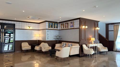 lisbon hotel limkokwing melaka campus