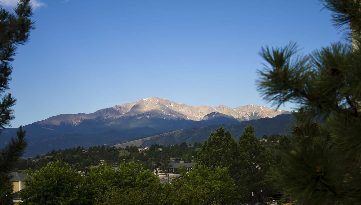 embassy suites by hilton colorado springs