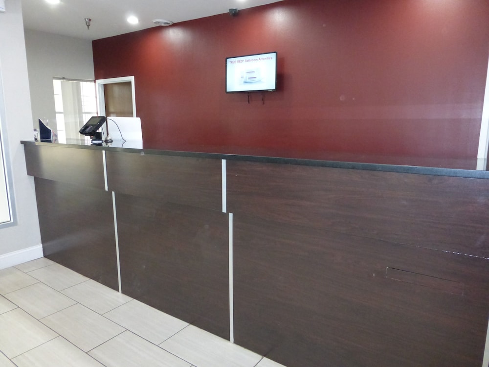 red roof inn columbia tn