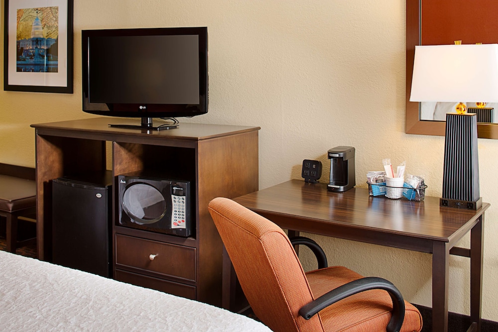 hampton inn columbia