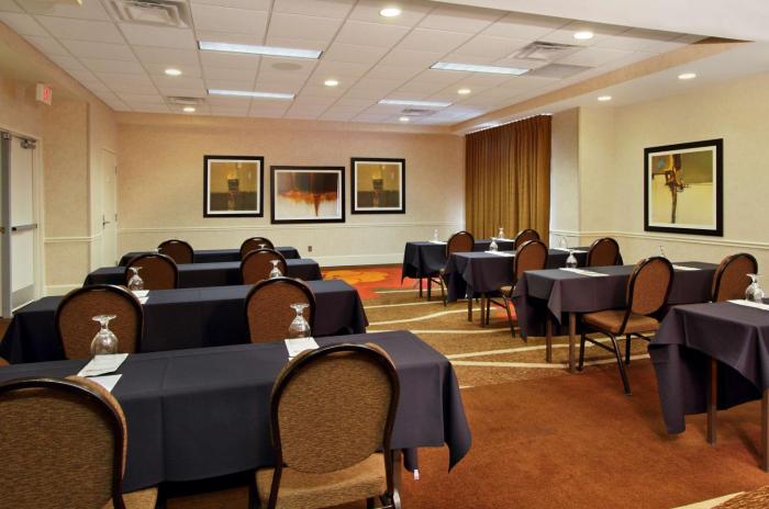 hilton garden inn columbus airport