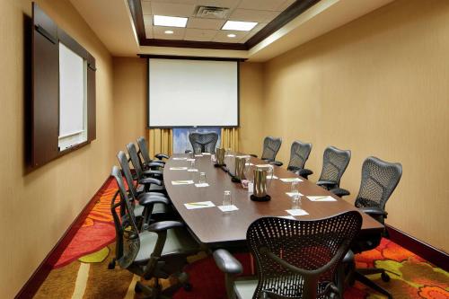 hilton garden inn columbus polaris