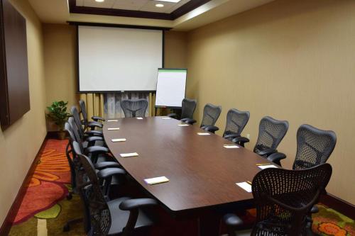 hilton garden inn columbus polaris
