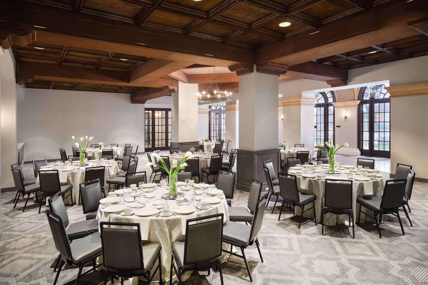 doubletree by hilton austin