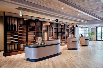 Coronado Island Marriott Resort & Spa,Near San Diego Coronado Bridge,4 star