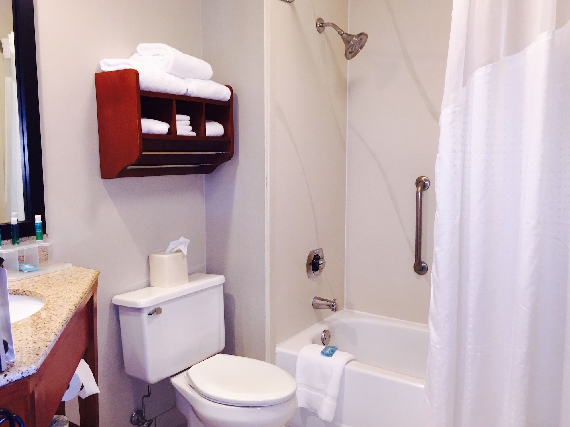 holiday inn express crestwood by ihg