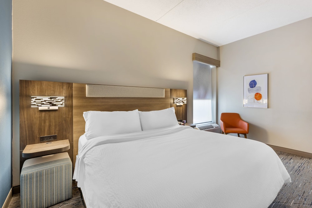 holiday inn express crestwood by ihg