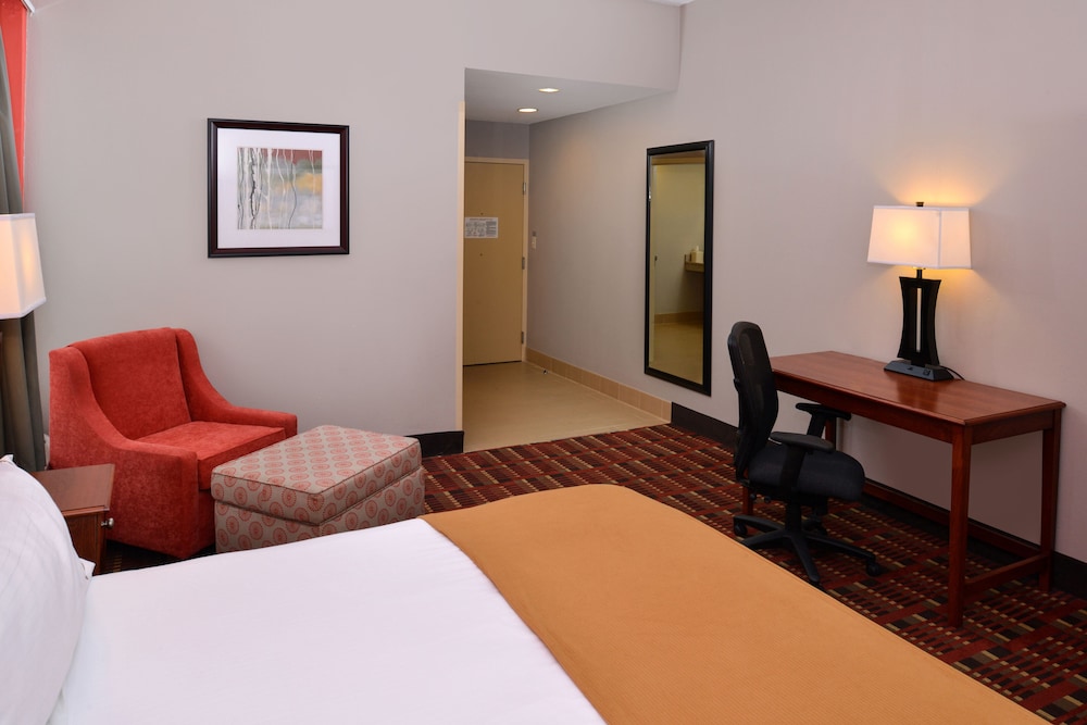 holiday inn express crestwood by ihg