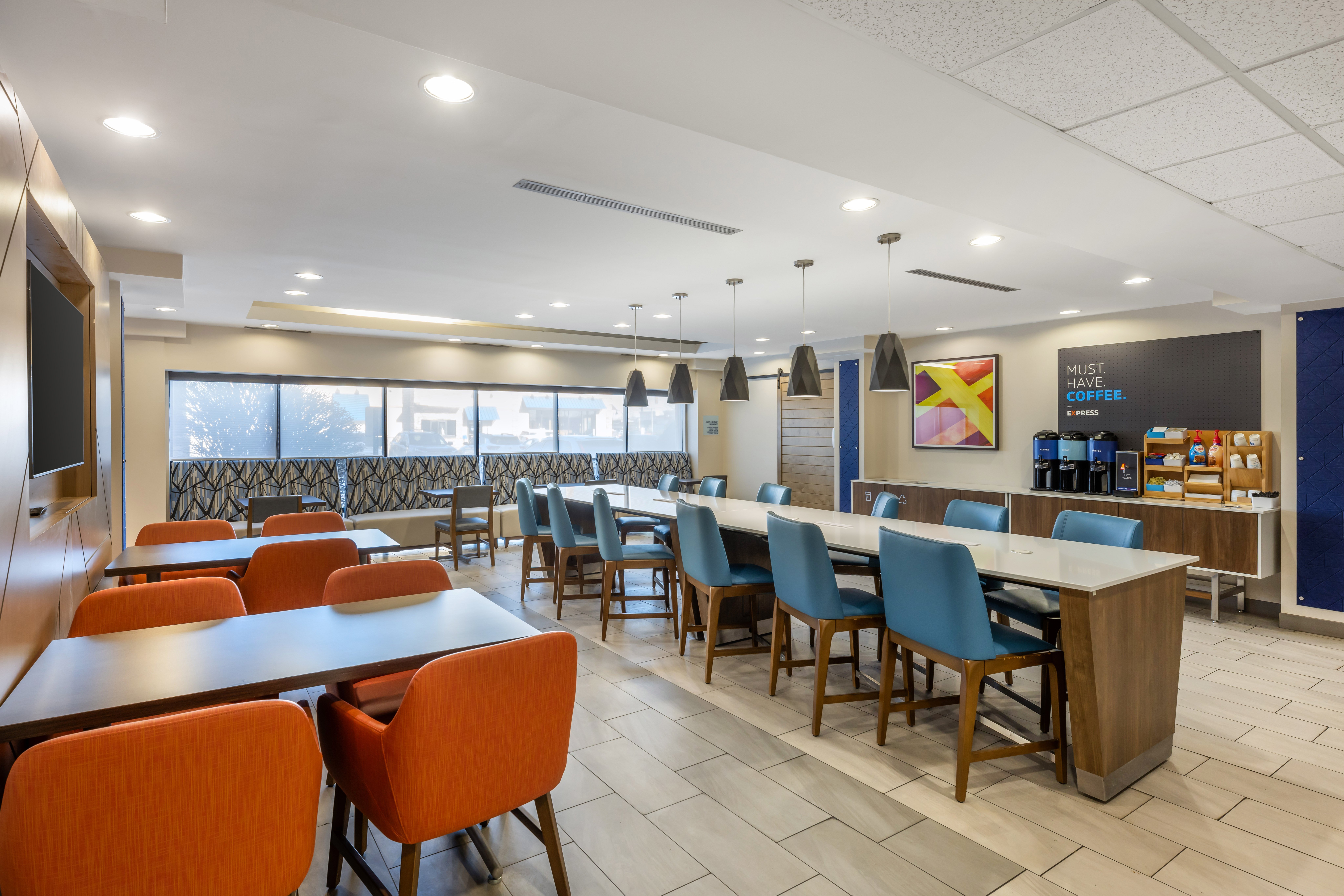 holiday inn express crestwood by ihg