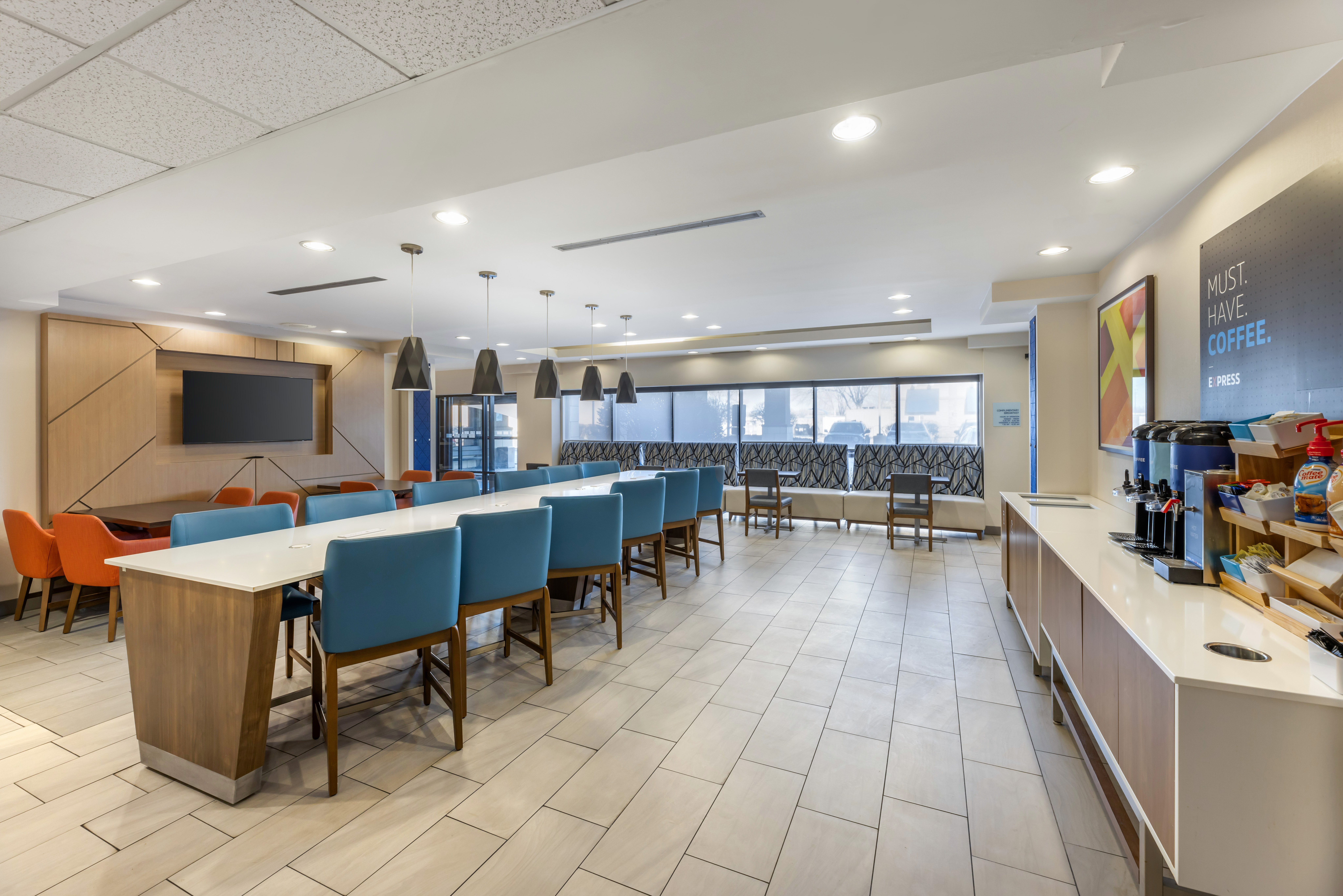 holiday inn express crestwood by ihg
