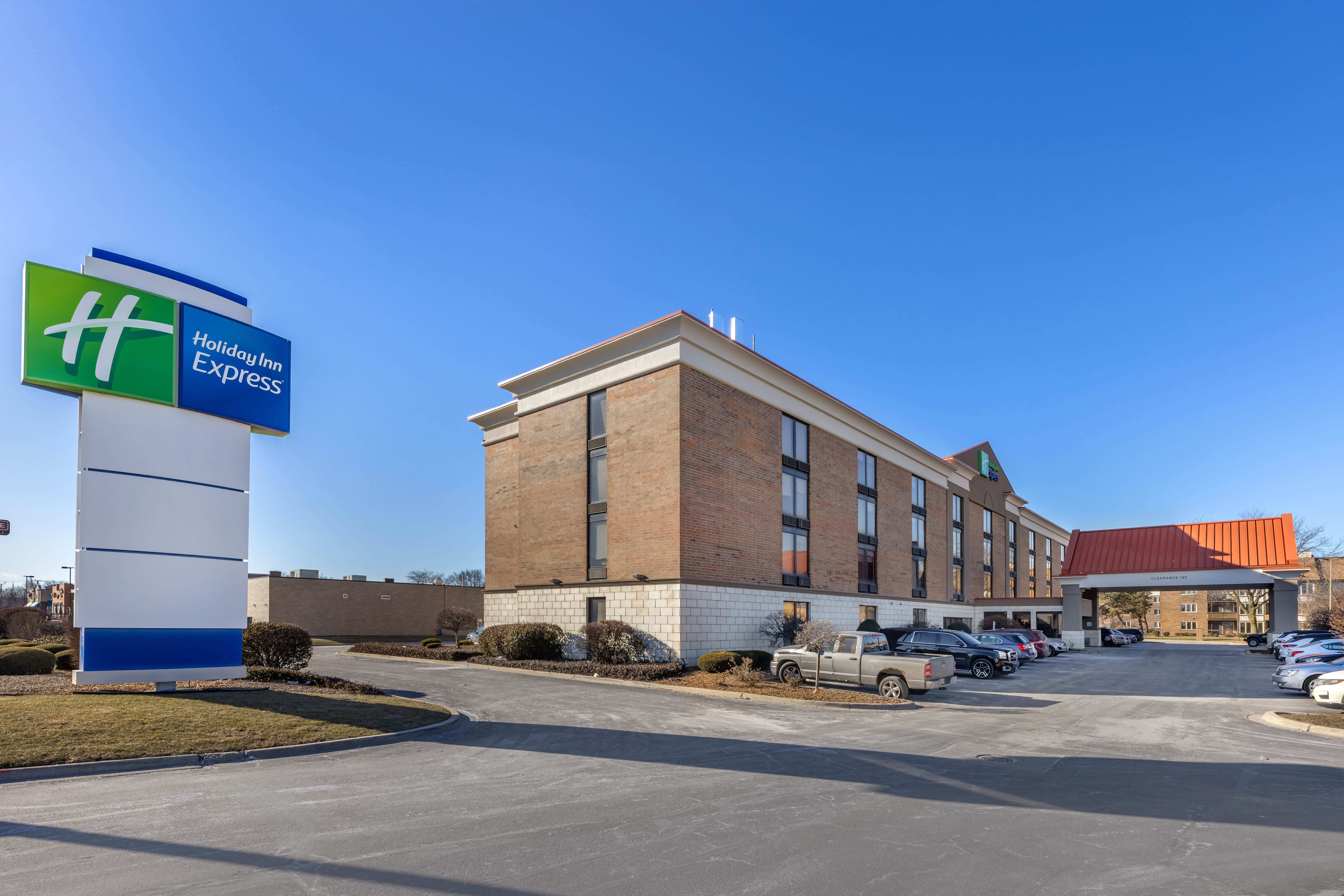 holiday inn express crestwood by ihg