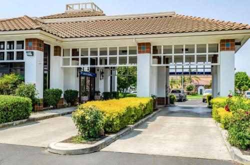 motel 6 oakdale ca