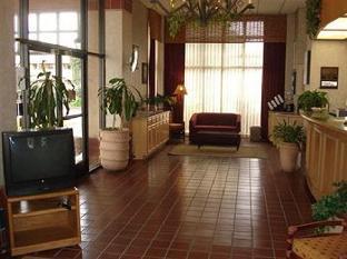motel 6 oakdale ca