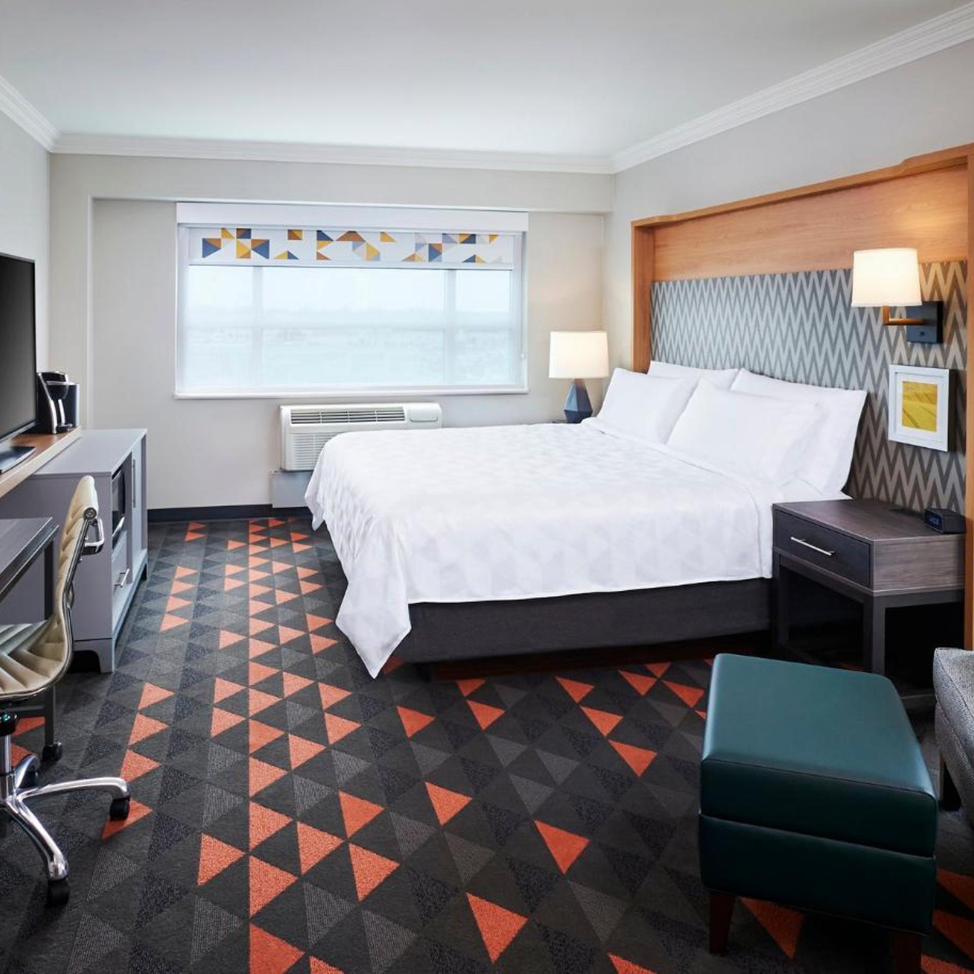 holiday inn hotel and suites oakville bronte by ihg
