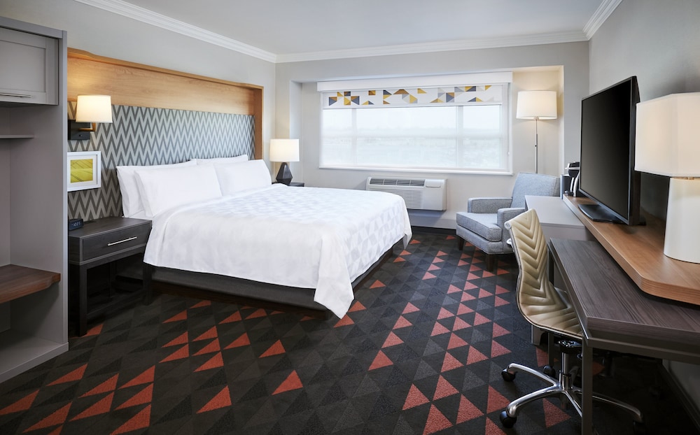 holiday inn hotel and suites oakville bronte by ihg